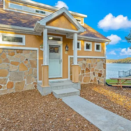 Amber Waters Hideaway Villa